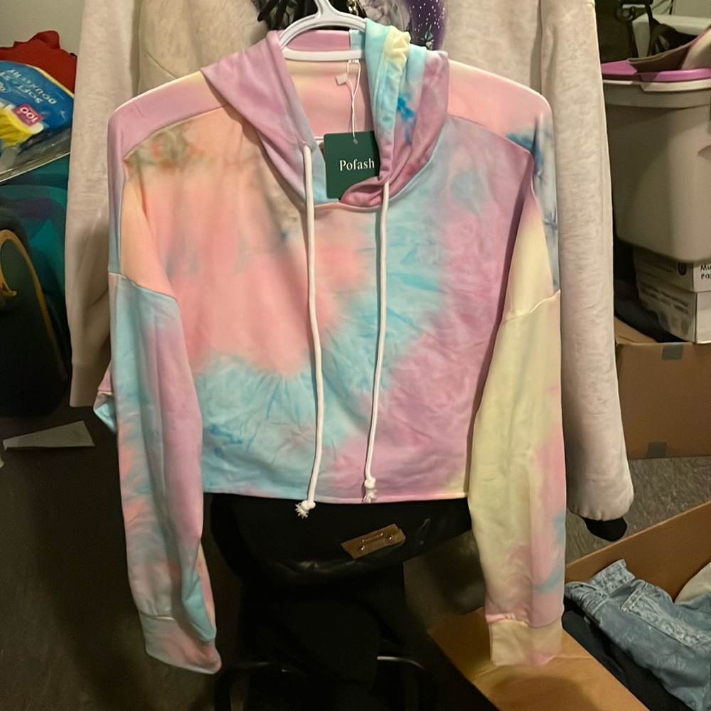 NWT Pofash “Moonmist” cropped hooded tshirt sz Lg
